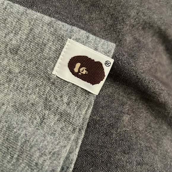 Original BAPE gray zipper shark Logo NWOT - Picture 2 of 3